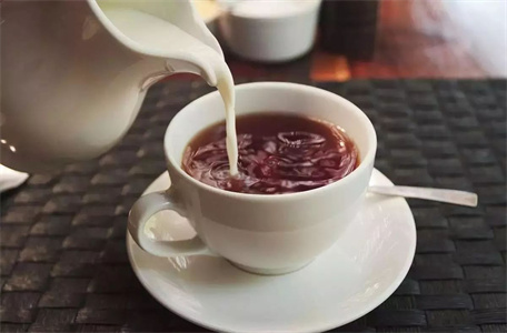 芒果奶茶，完胜街边奶茶店